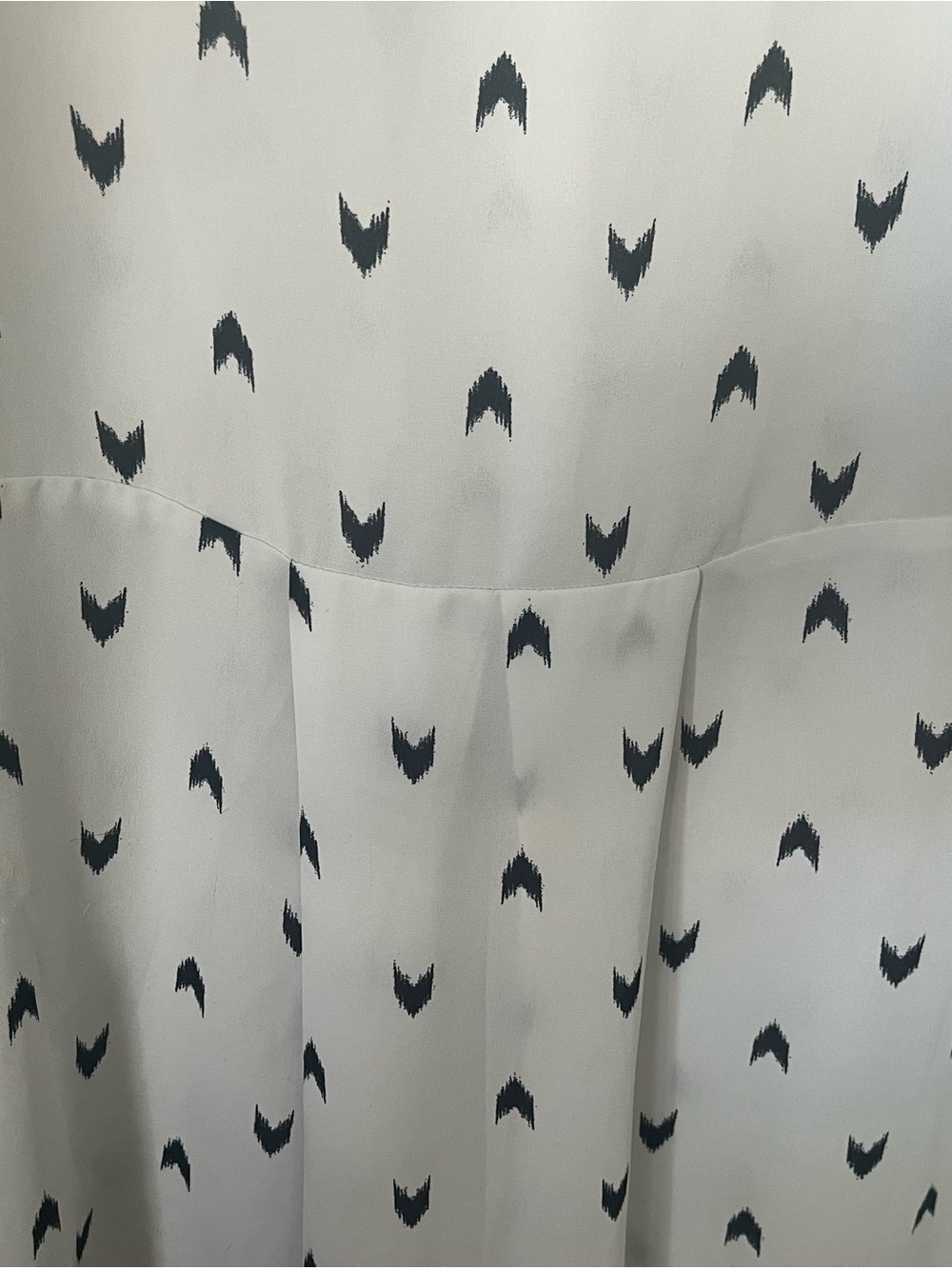 torrid White Blouse with Black Heart Print - Picture 7 of 8